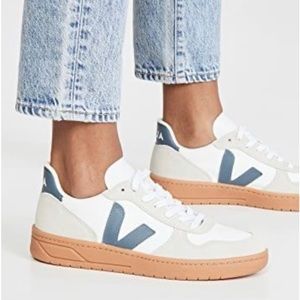 Veja V-10 Sneakers Low Top